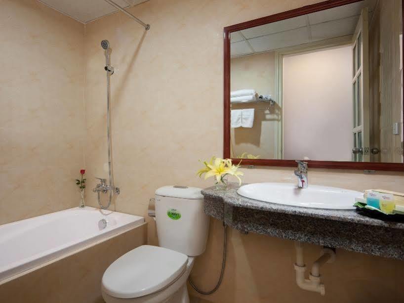 Tu Sakura Hotel Hanoi Luaran gambar