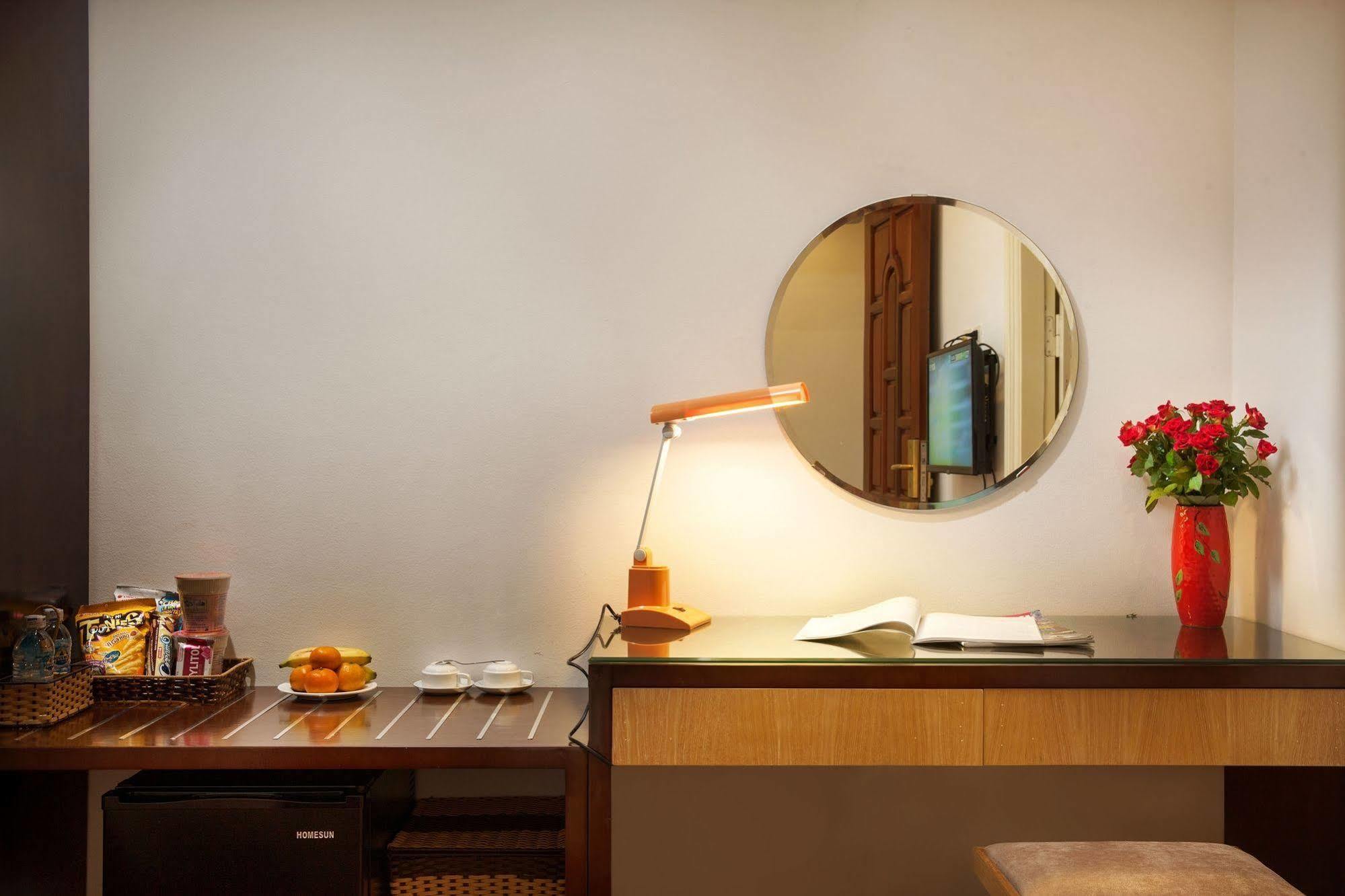 Tu Sakura Hotel Hanoi Luaran gambar